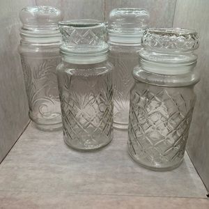 4 VINTAGE PLANTERS MR PEANUT GLASS JARS WITH LIDS (2) 1982, 1983, 1984